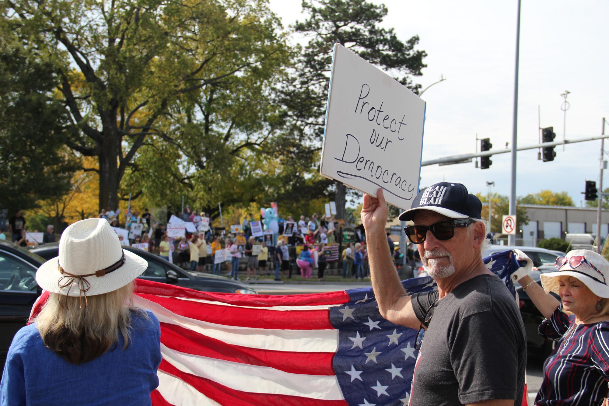 Big crowds. On October 18, 2025, many gathered at the No Kings protest. An estimated 1,000 people went to the protest on Chipman and Douglas street. “We are better together. It's amazing,” Doug Janess, 73, said. Photo by Addison Williams.
